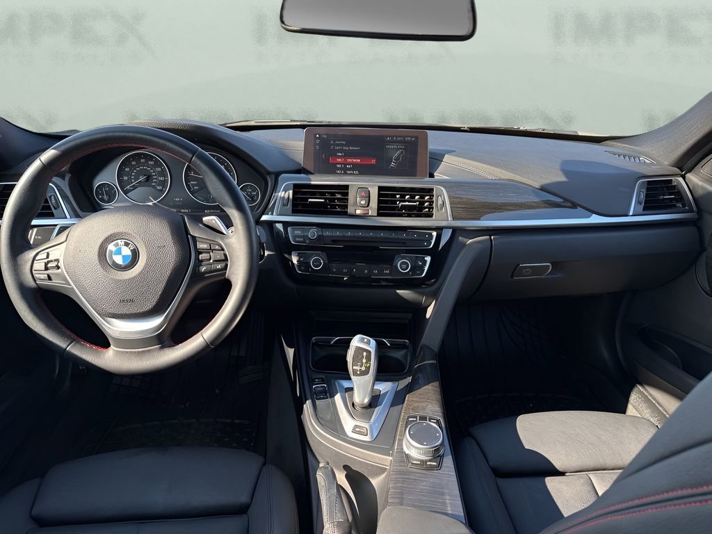 Used 2018 BMW 330e image 13
