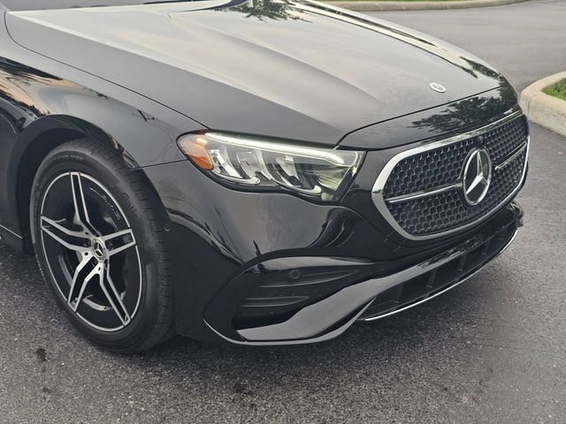 New 2027 Mercedes-Benz E 350 4MATIC Sedan image 2