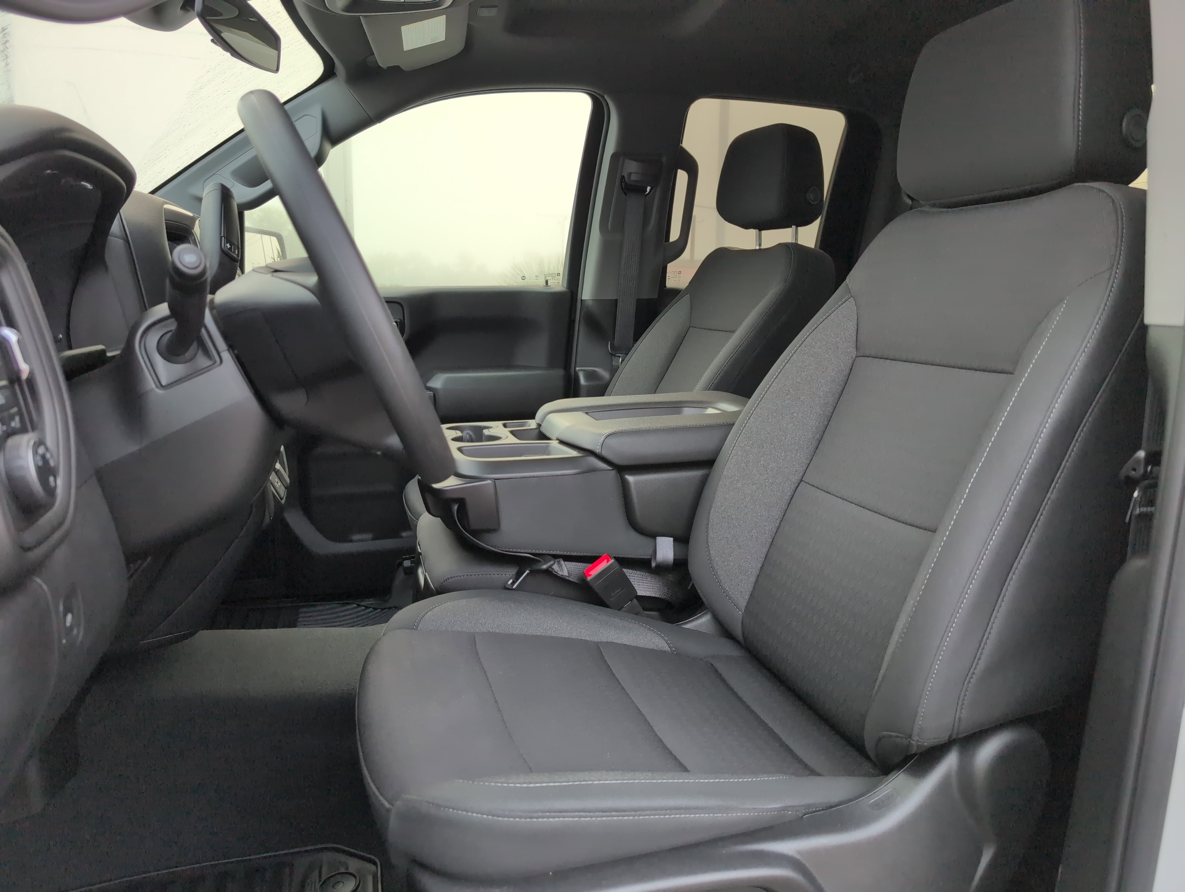 Used 2024 Chevrolet Silverado 1500 Custom image 9