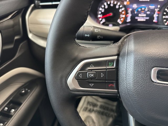 Used 2024 Jeep Compass Limited image 26