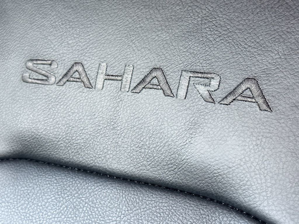 Used 2022 Jeep Wrangler Unlimited Sahara w/ Cold Weather Group AWD/4WD image 22