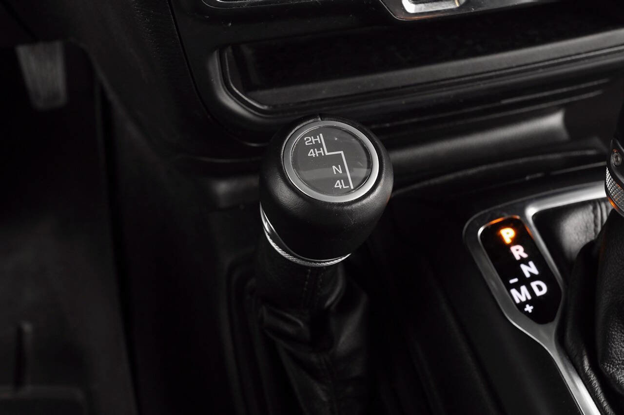 Used 2021 Jeep Wrangler Unlimited Sahara image 37