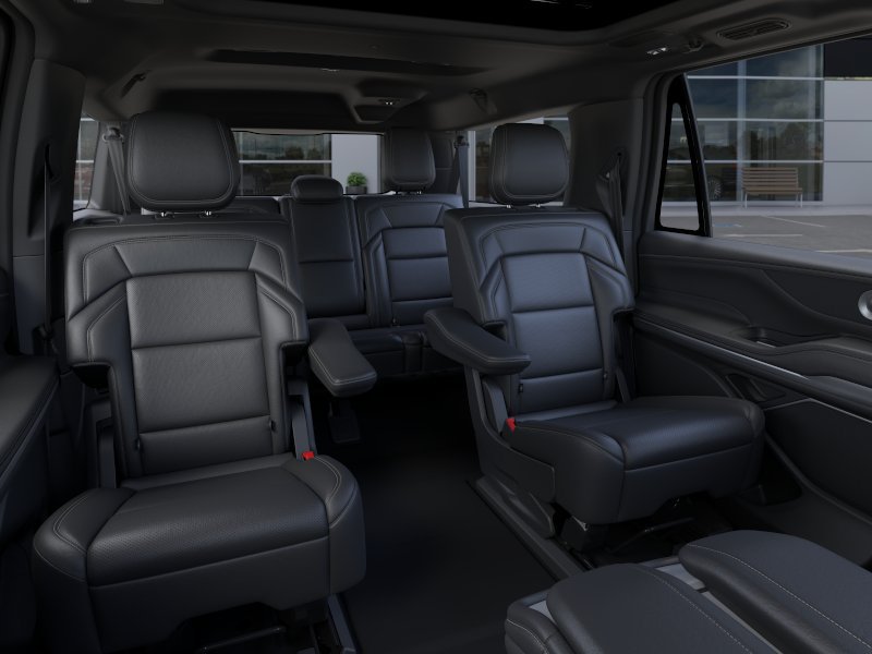 New 2026 Lincoln Navigator L Reserve w/ Jet Appearance Package AWD/4WD image 11