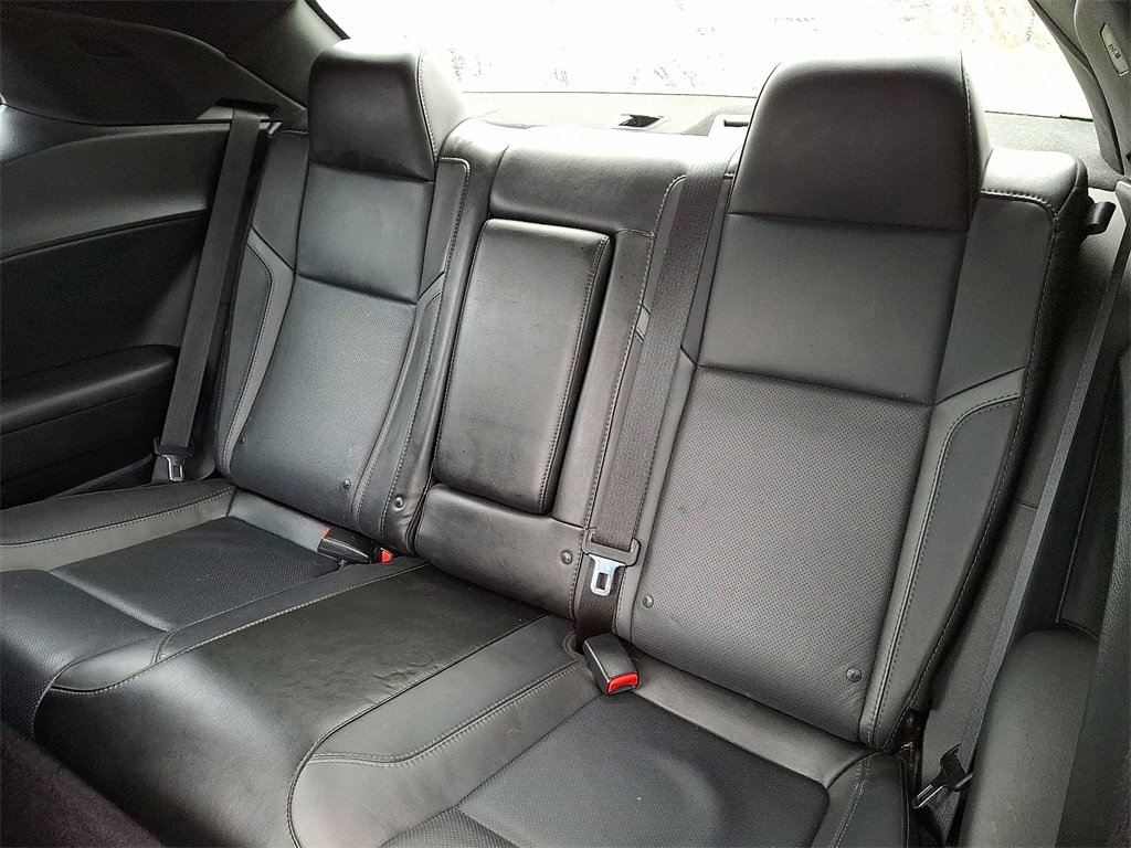 Used 2017 Dodge Challenger GT image 10