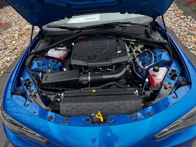 New 2025 Alfa Romeo Giulia AWD w/ Veloce Package AWD image 10