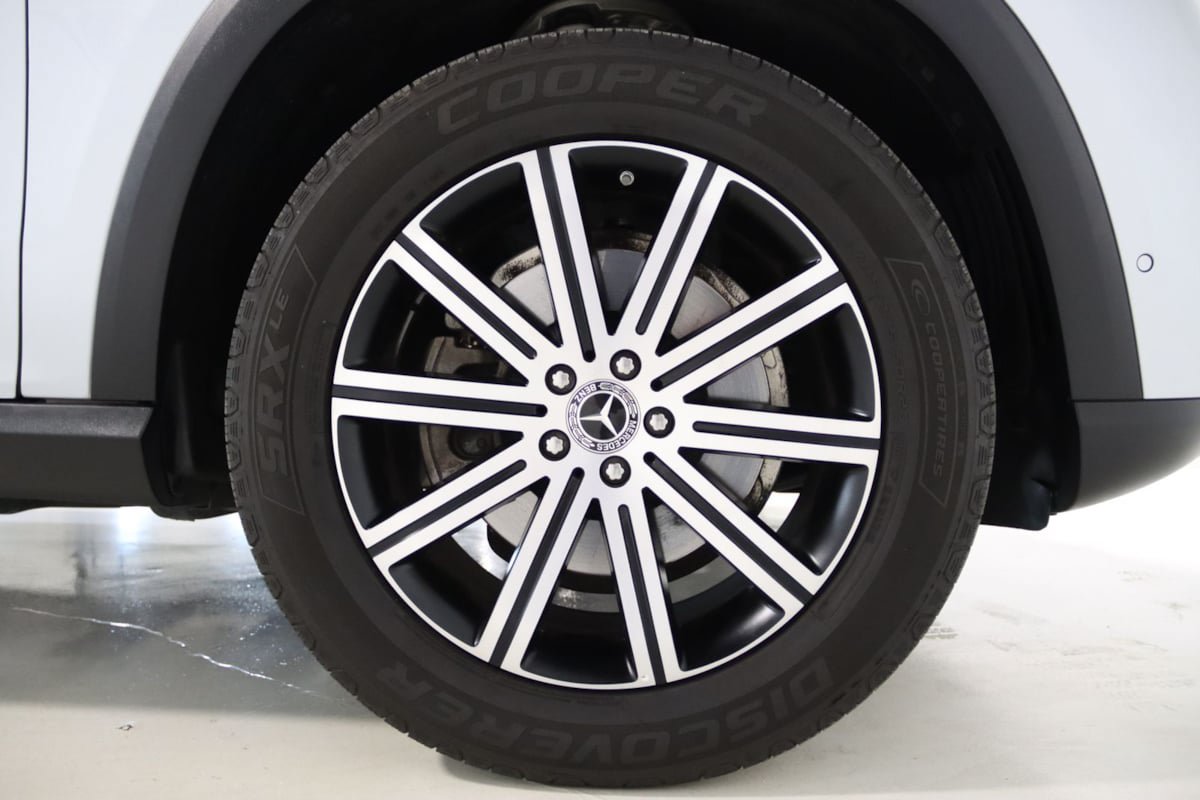 Used 2025 Mercedes-Benz GLE 350 4MATIC w/ Winter Package image 79
