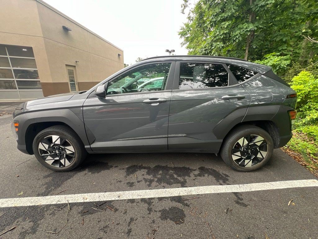 Certified 2024 Hyundai Kona SEL AWD/4WD image 5