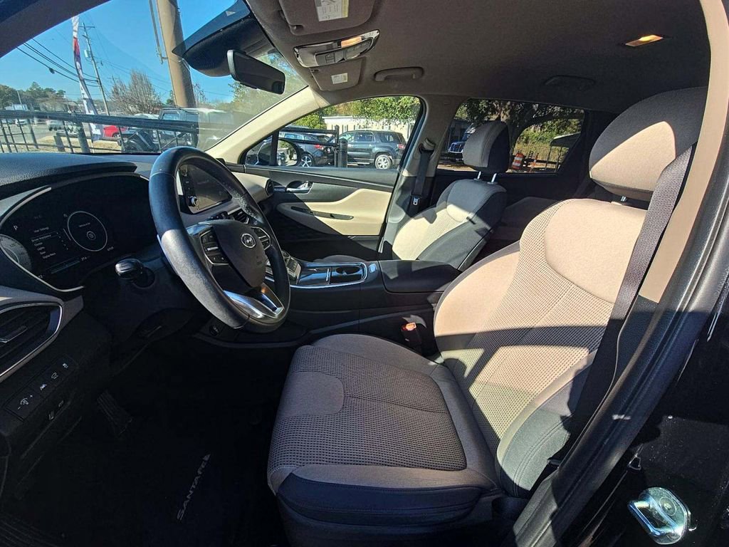 Used 2022 Hyundai Santa Fe SEL w/ Convenience Package image 4