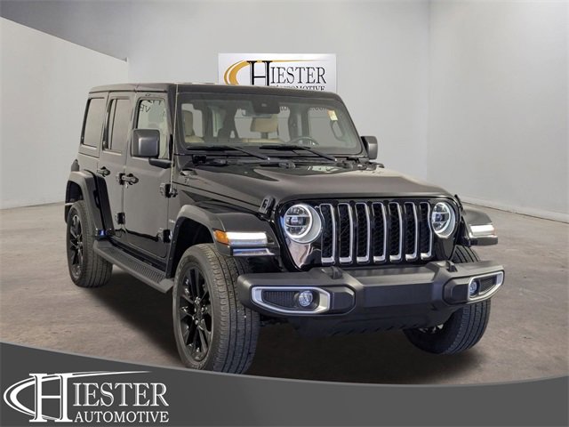 Used 2021 Jeep Wrangler Unlimited Sahara w/ Cold Weather Group image 1