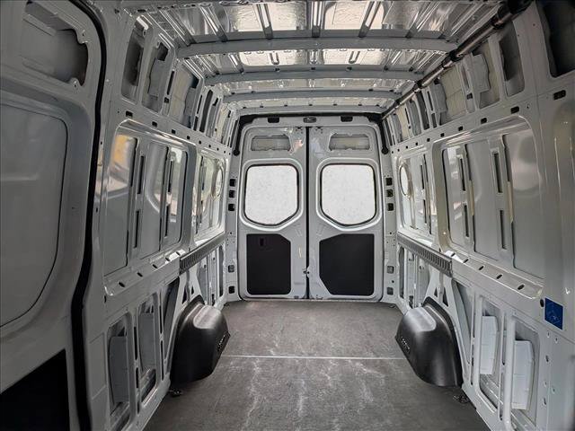 Used 2021 Mercedes-Benz Sprinter 2500 image 18