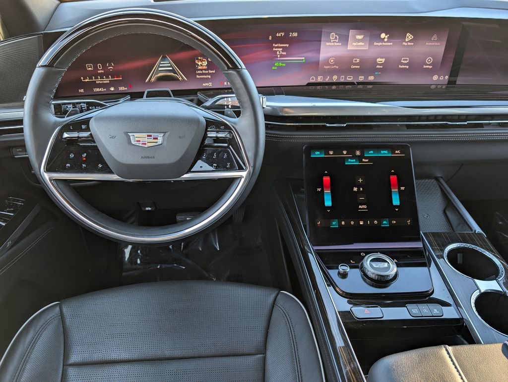 Certified 2025 Cadillac Escalade Premium Luxury image 17