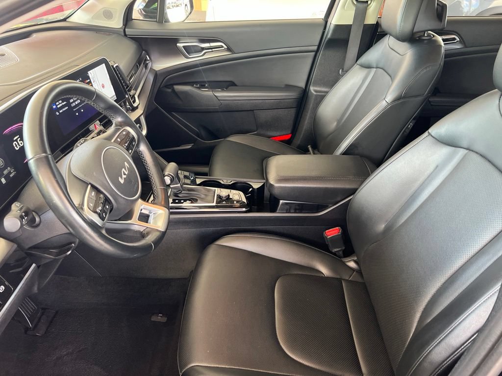 Certified 2024 Kia Sportage EX FWD image 4