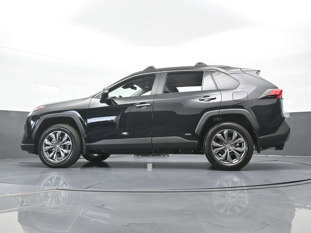 Used 2025 Toyota RAV4 Limited w/ Advanced Technology Package AWD/4WD image 55