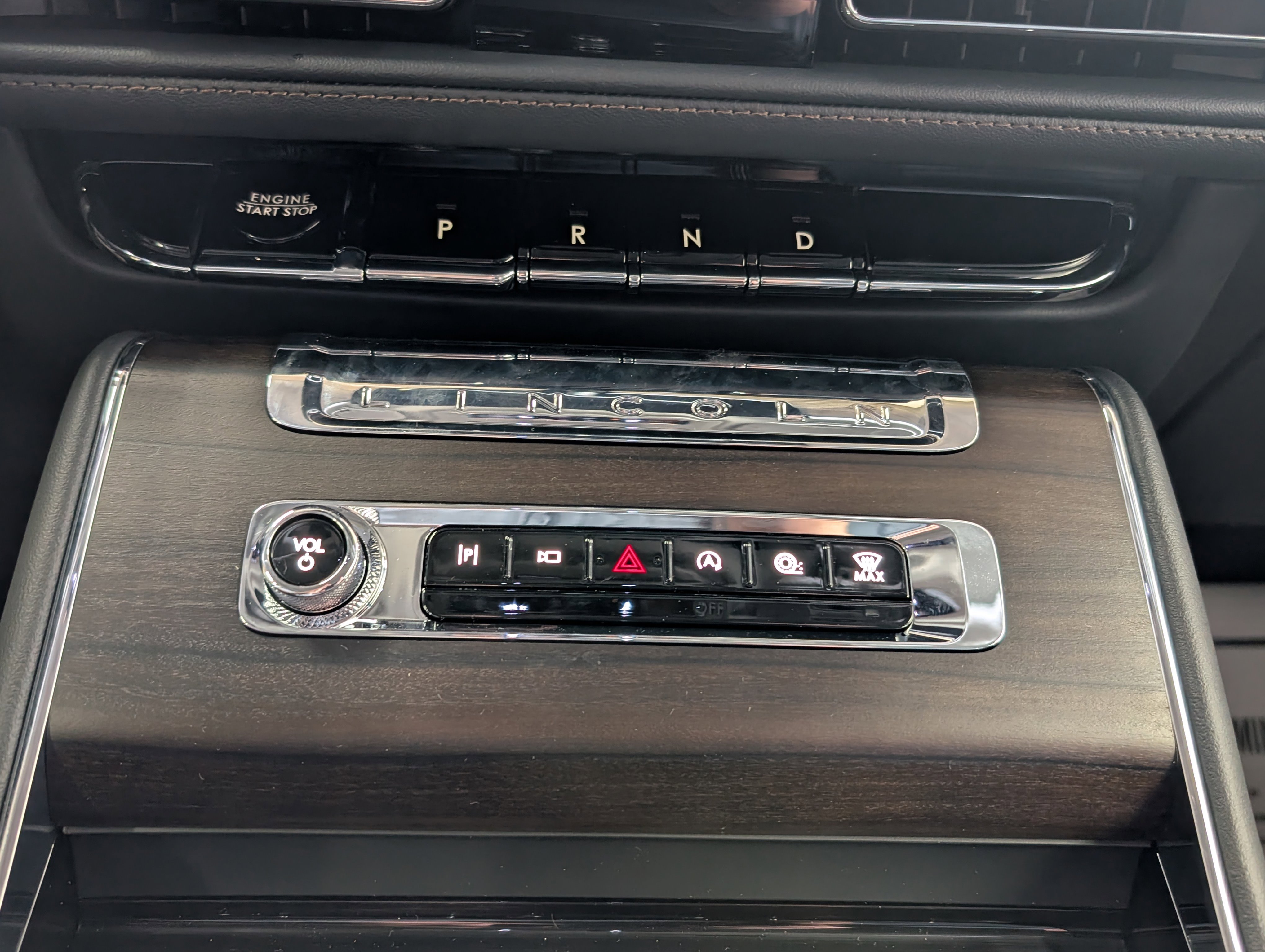 New 2025 Lincoln Aviator Reserve w/ Equipment Group 201A image 18