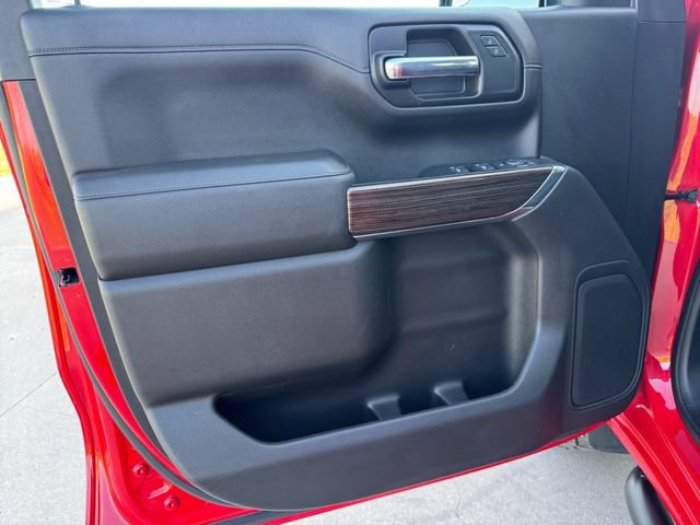 Certified 2021 Chevrolet Silverado 1500 LT AWD/4WD image 4