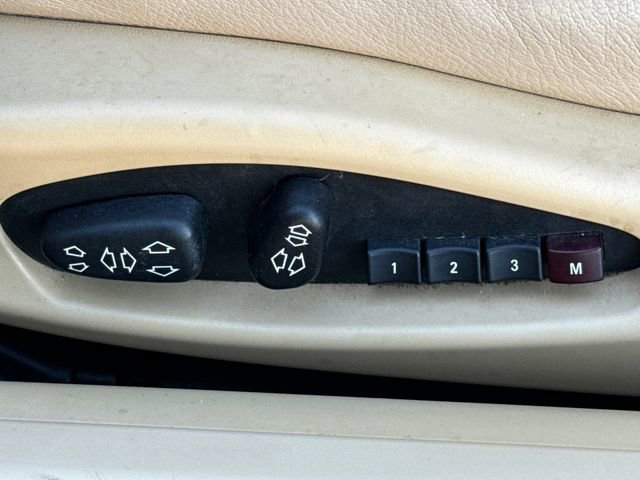 Used 2006 BMW 325Ci Convertible RWD image 21