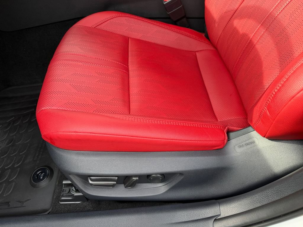 Used 2025 Toyota Camry XSE image 25