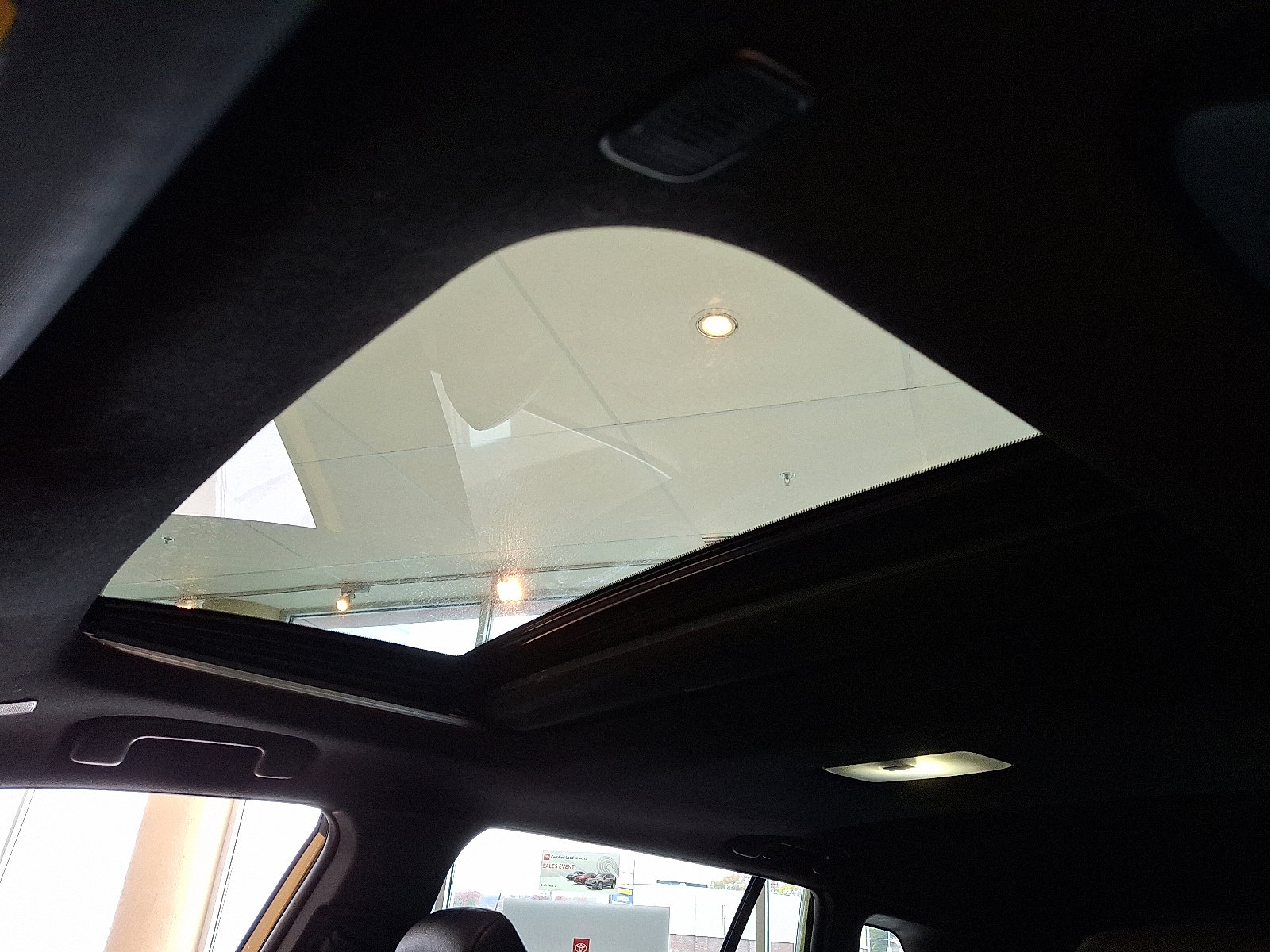 Certified 2023 Toyota Corolla Cross XSE image 15