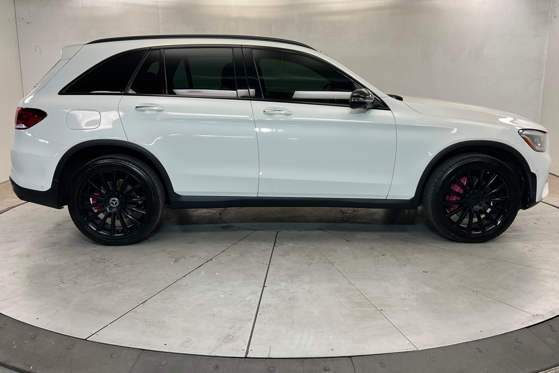 Used 2021 Mercedes-Benz GLC 300 4MATIC image 7