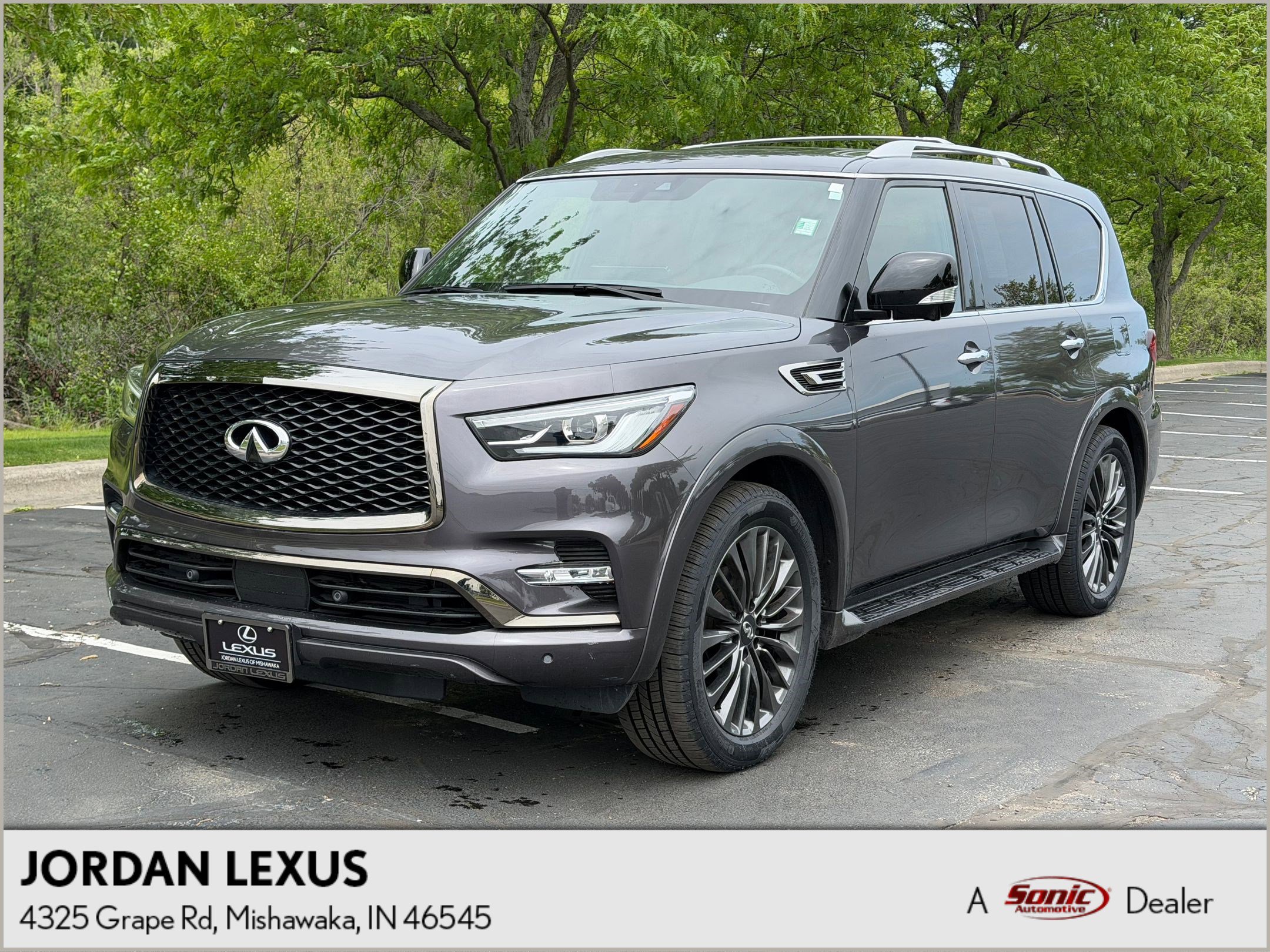 Used 2024 INFINITI QX80 Sensory AWD/4WD image 1