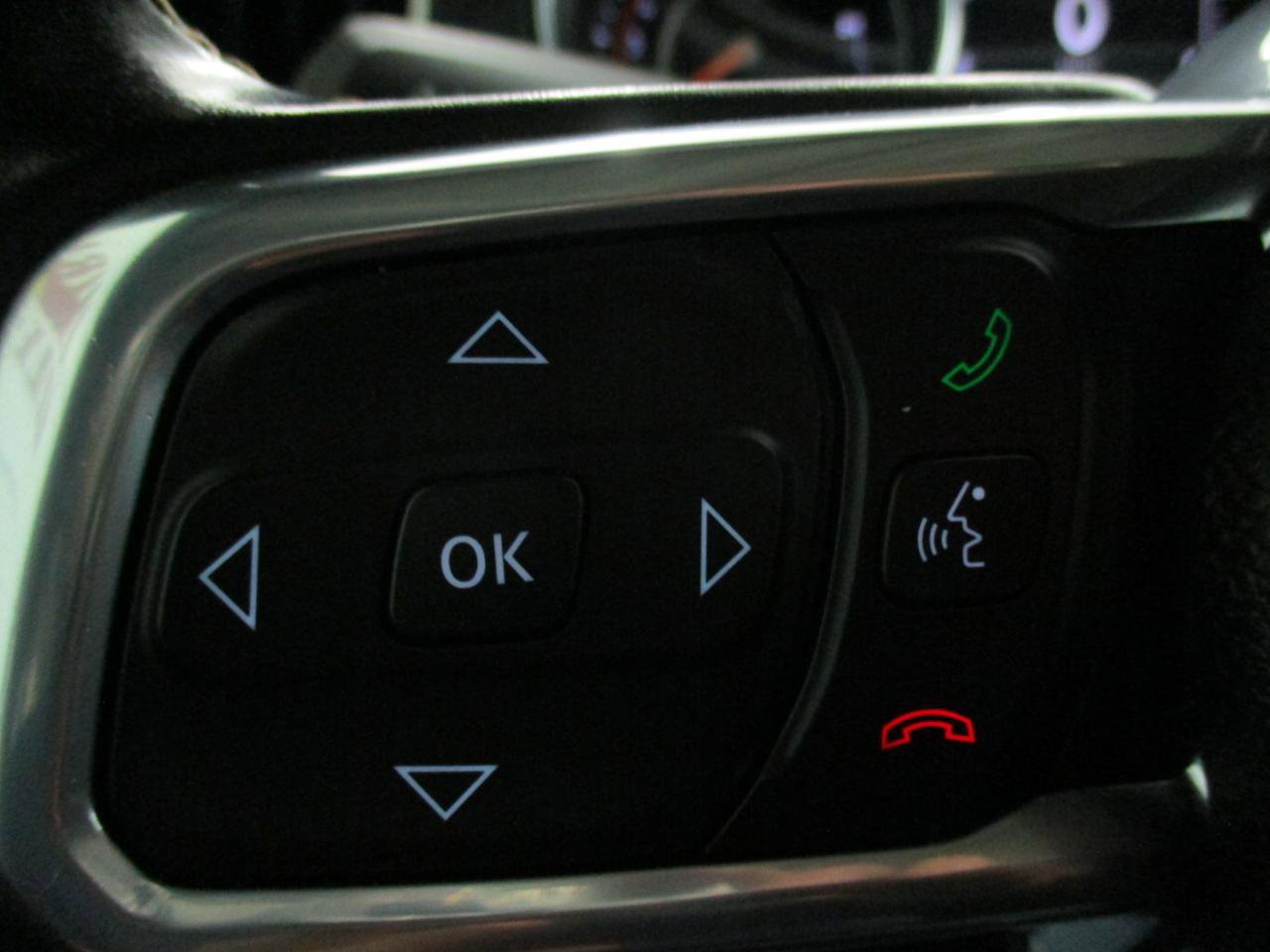 Used 2022 Jeep Wrangler Unlimited Sahara image 24
