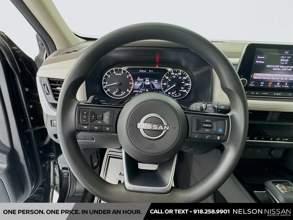 Certified 2023 Nissan Rogue SV FWD image 11