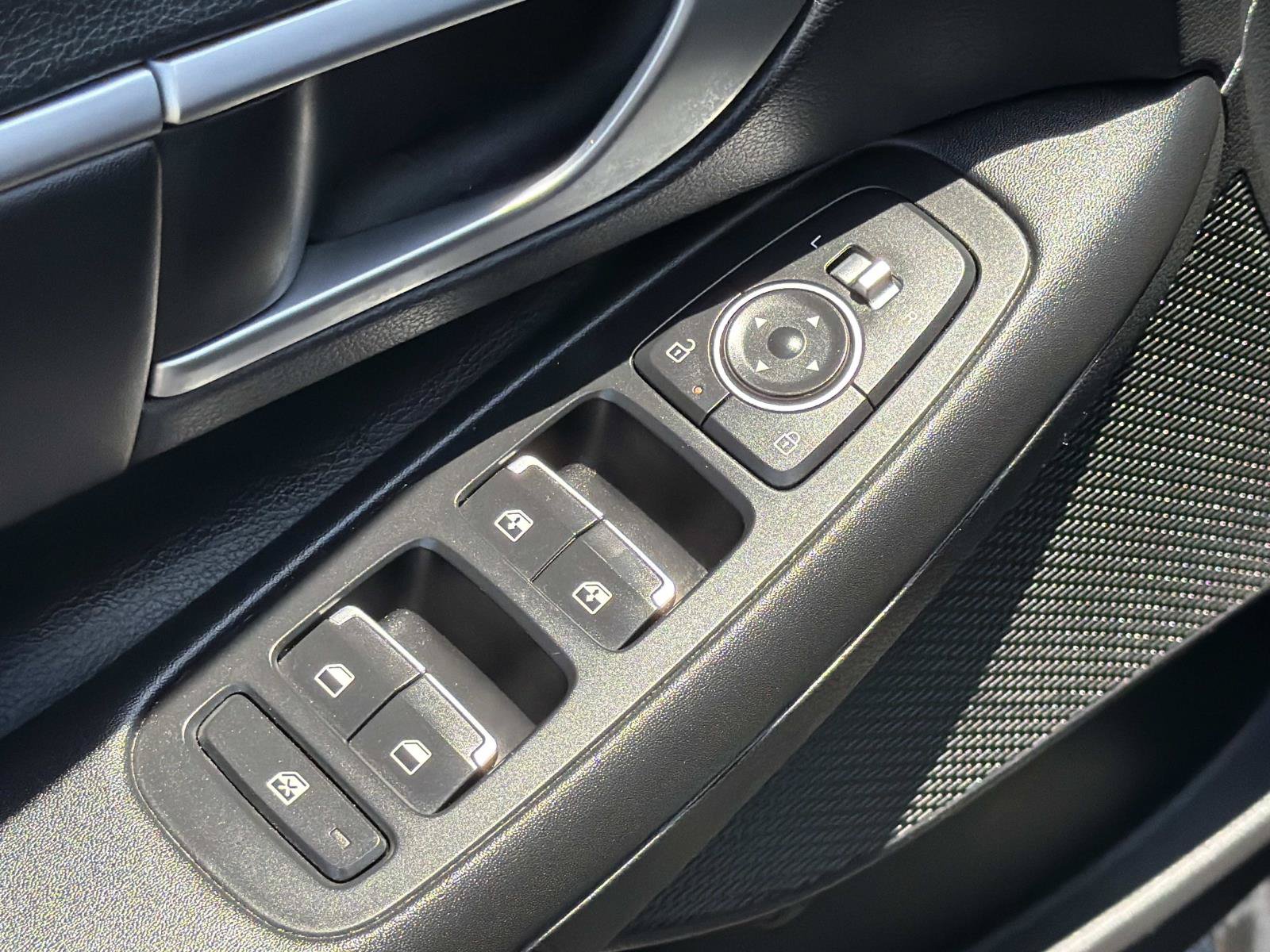 Used 2024 Hyundai Sonata SEL FWD image 19