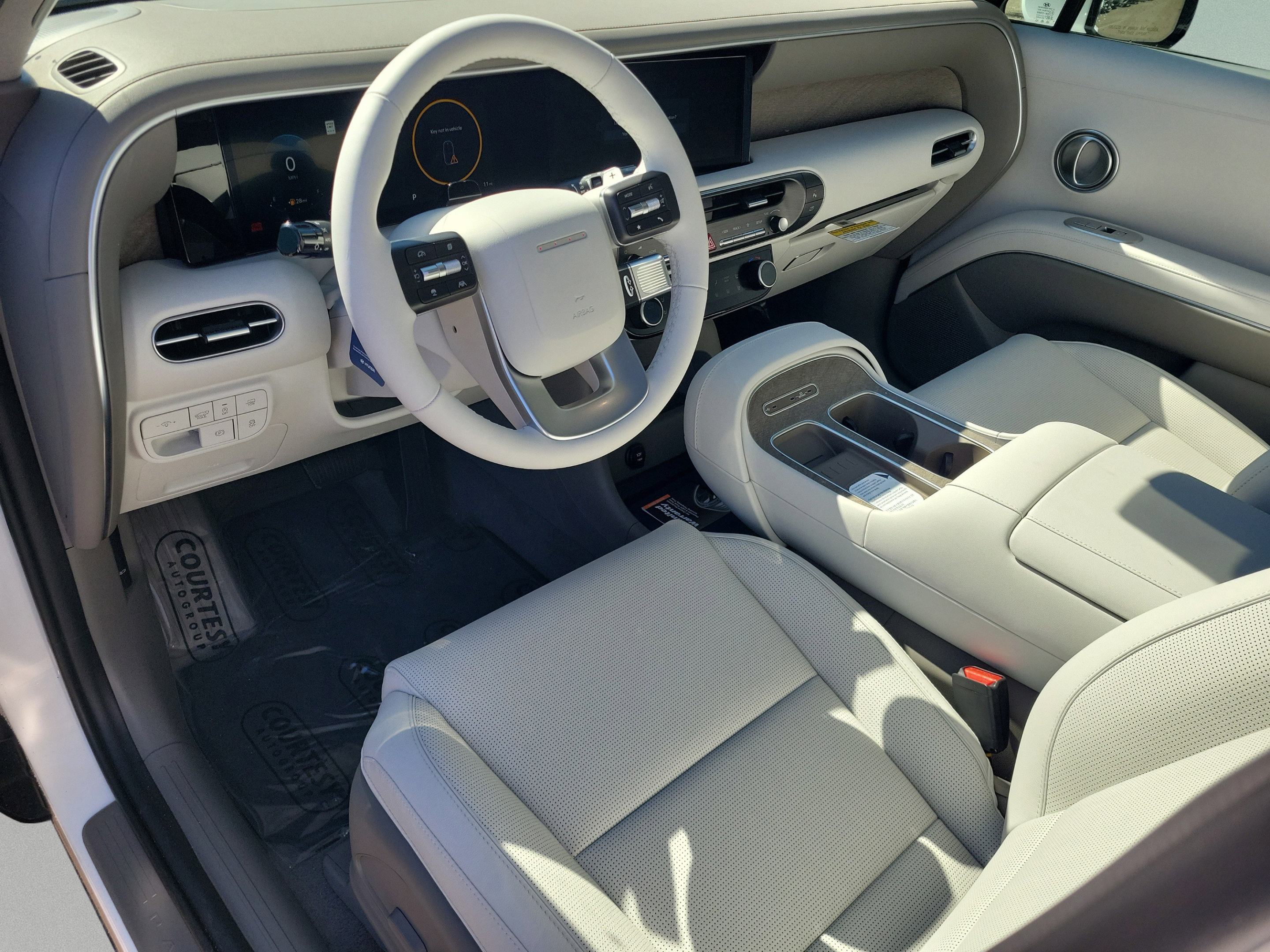 Certified 2026 Hyundai Palisade Limited FWD image 19