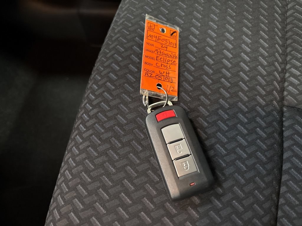Used 2024 Mitsubishi Eclipse Cross Ralliart AWD/4WD image 34