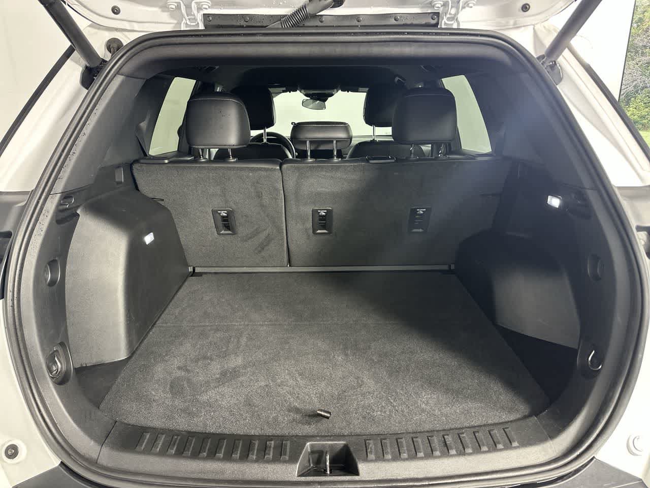Used 2026 Chevrolet Equinox LT w/ Convenience Package II FWD image 22