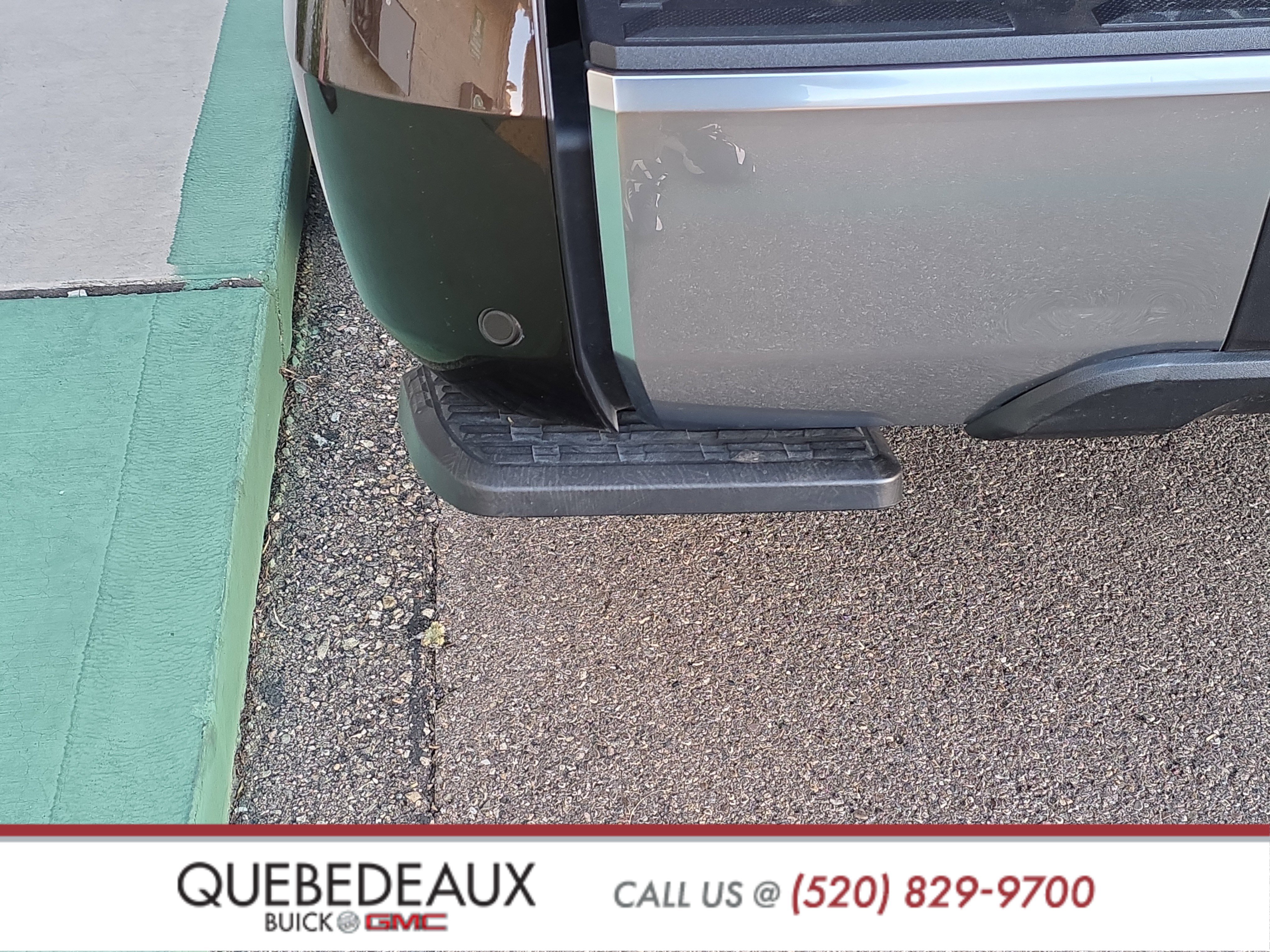 Used 2024 Toyota Tundra Limited w/ Power Package image 8