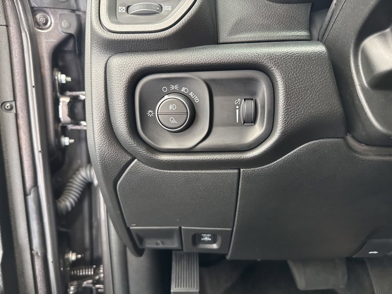 Used 2025 RAM 2500 Tradesman AWD/4WD image 31