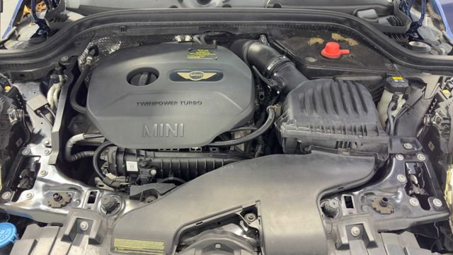 Used 2015 MINI Cooper 4-Door Hardtop FWD image 33