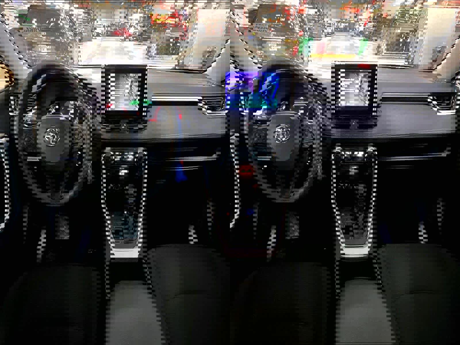 Used 2025 Toyota RAV4 LE image 21