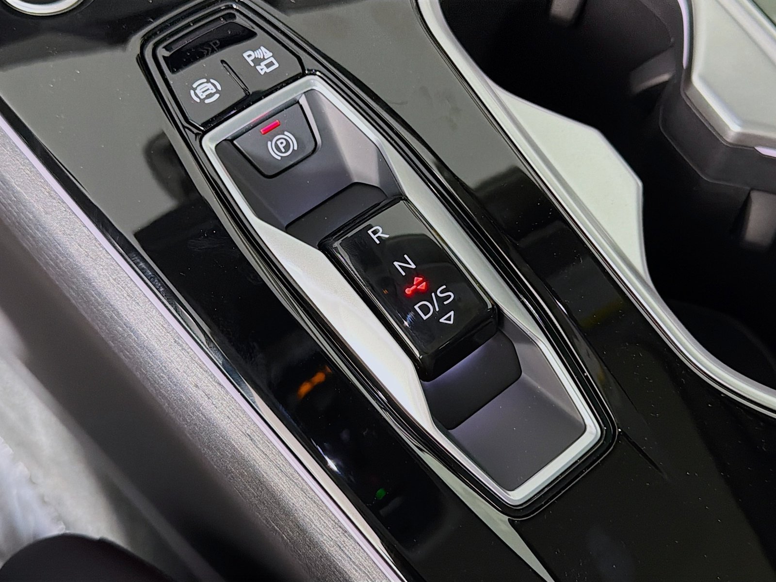 New 2026 Audi A6 Premium Plus AWD/4WD image 16