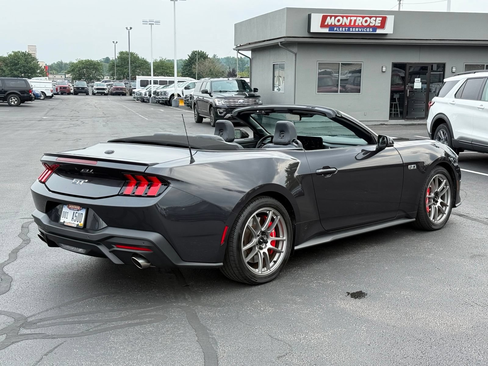 Used 2024 Ford Mustang GT Premium RWD image 4