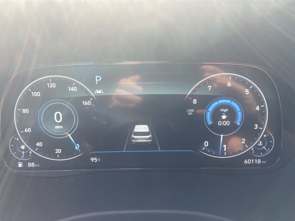 Used 2022 Hyundai Palisade Calligraphy FWD image 2