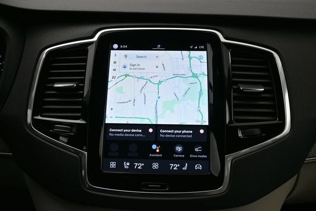 Used 2023 Volvo XC90 B6 Plus w/ Protection Package Premier AWD/4WD image 14