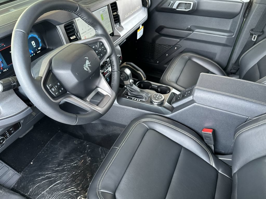 New 2025 Ford Bronco Badlands AWD/4WD image 9