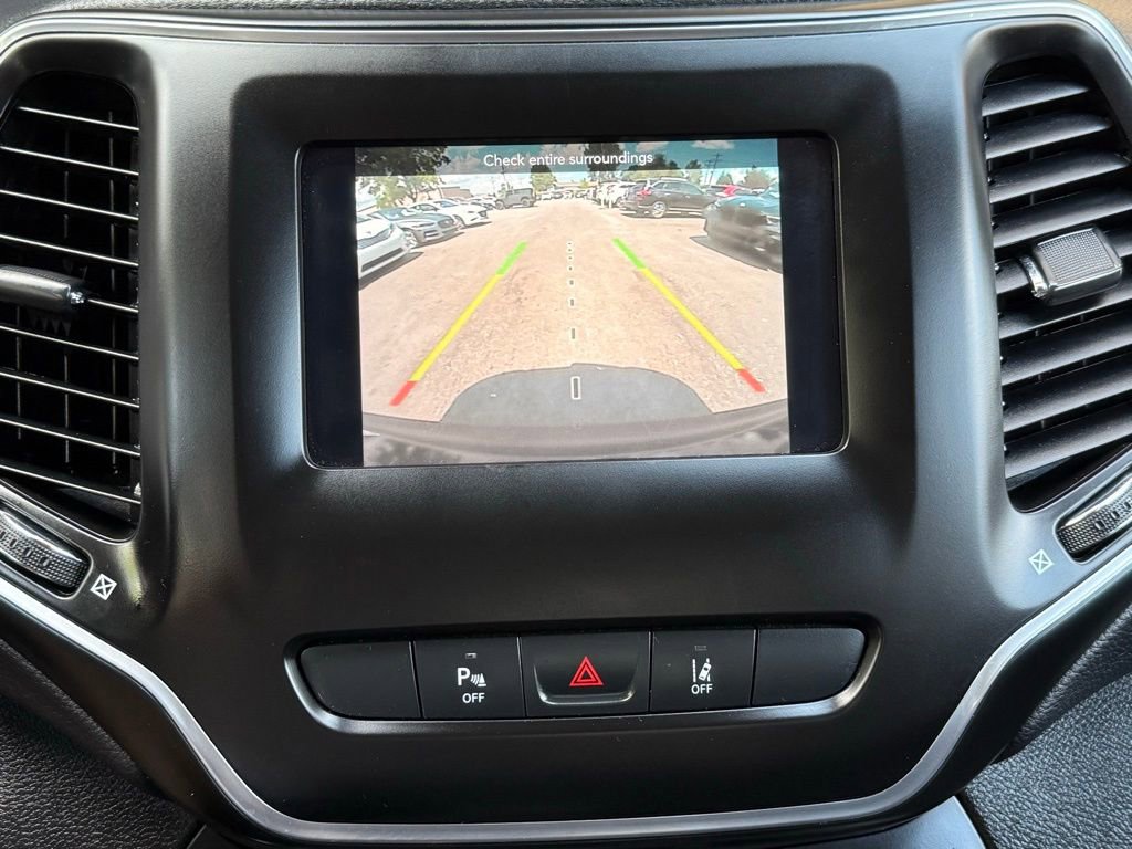 Used 2021 Jeep Cherokee Latitude Lux w/ Trailer Tow Group image 33