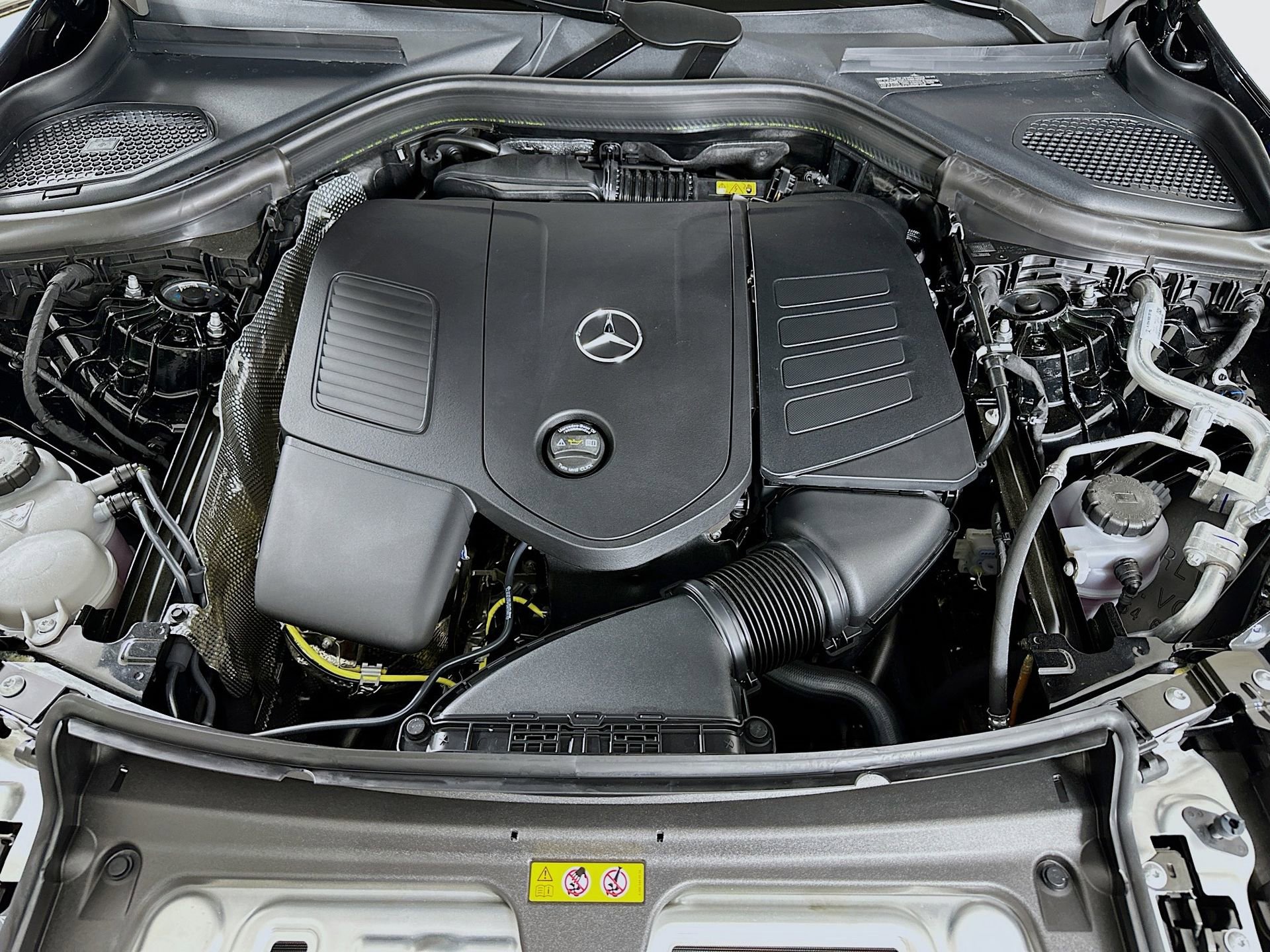 New 2026 Mercedes-Benz GLC 300 image 29