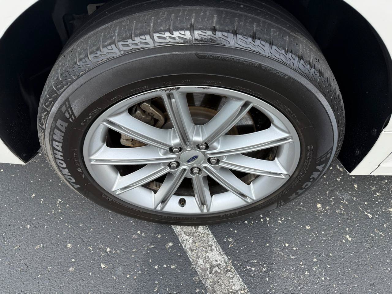Used 2014 Ford Flex Limited FWD image 30