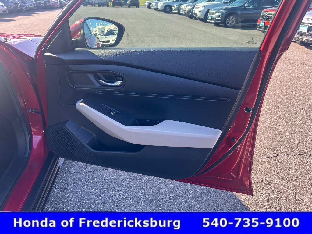 Used 2023 Honda Accord LX image 13