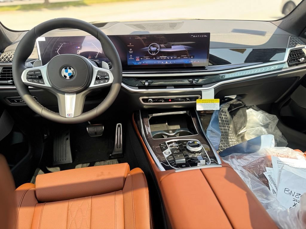 New 2027 BMW X7 xDrive40i w/ M Sport Package AWD/4WD image 10