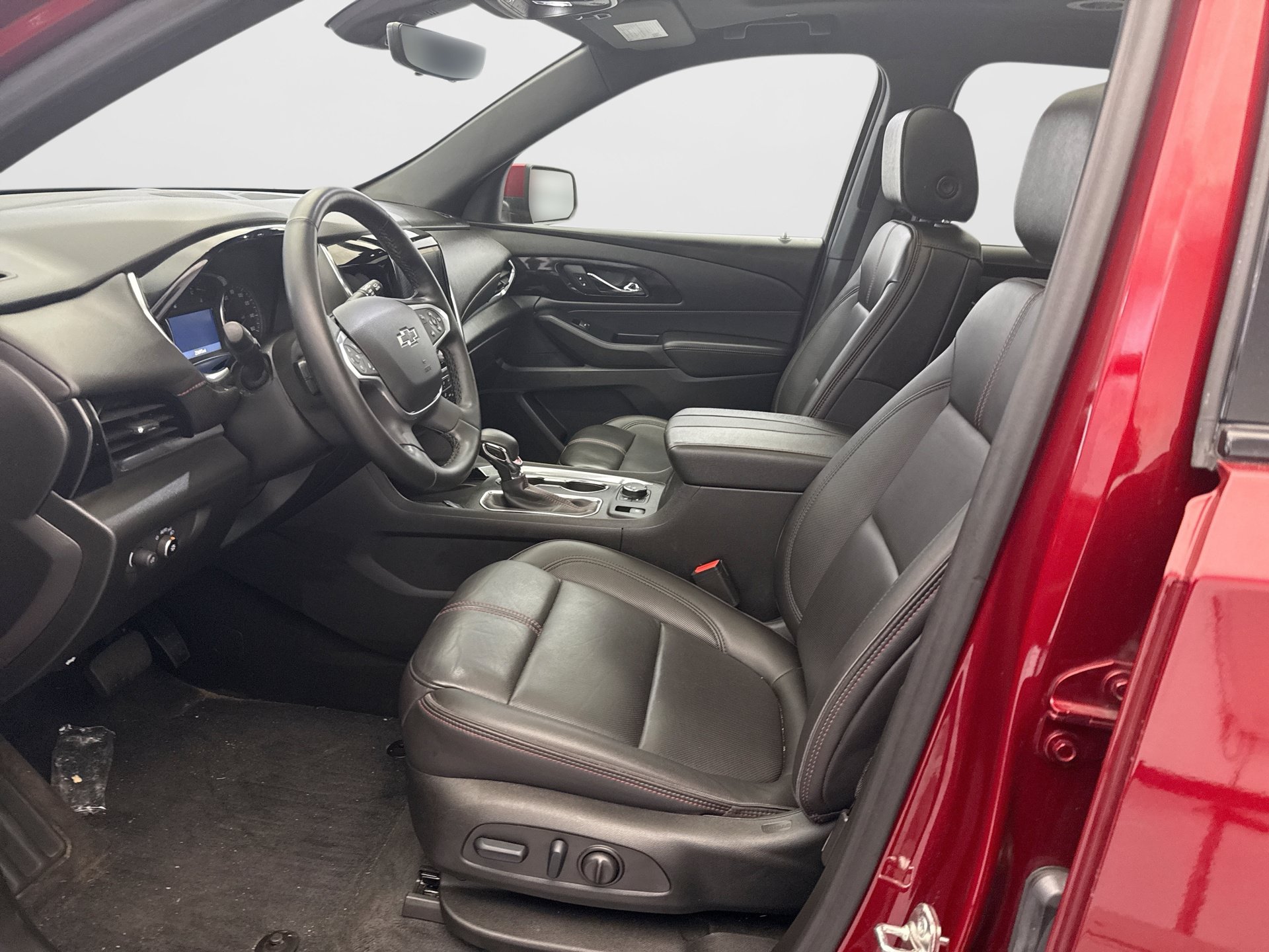 Used 2023 Chevrolet Traverse RS AWD/4WD image 11