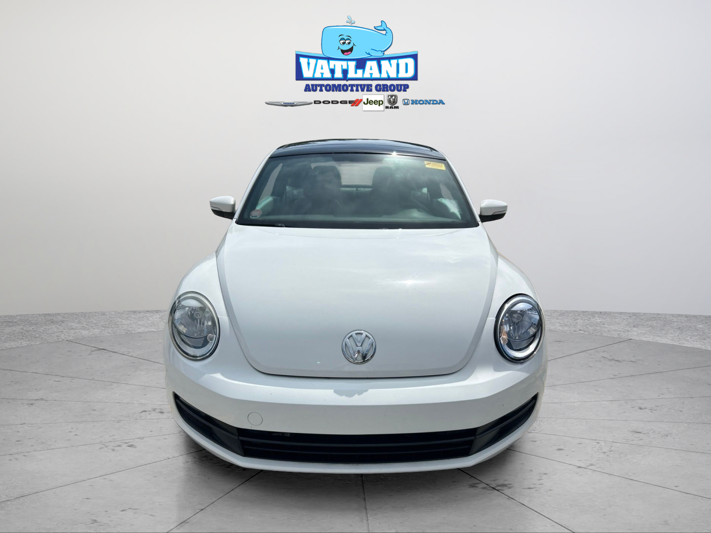 Used 2012 Volkswagen Beetle 2.5 FWD image 8
