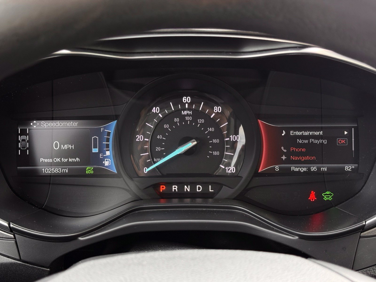 Used 2019 Ford Fusion SE FWD image 26