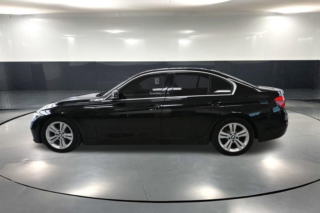 Used 2018 BMW 330i xDrive Sedan AWD/4WD image 10