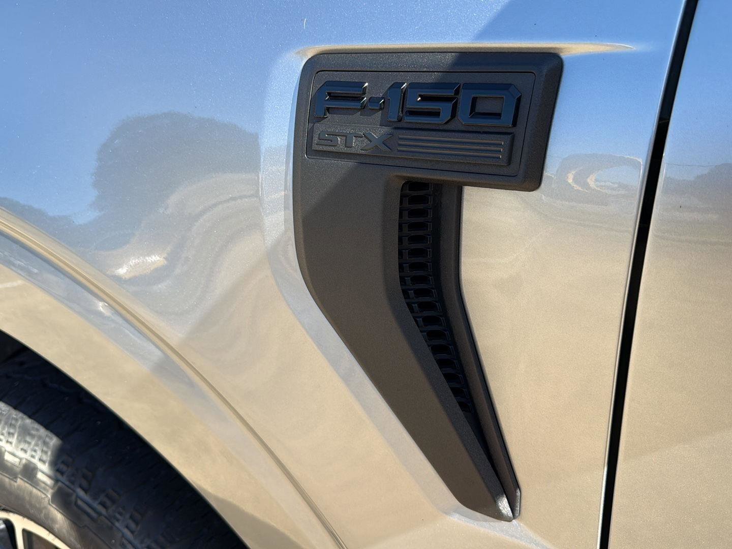 Used 2023 Ford F150 XL w/ STX Appearance Package image 10