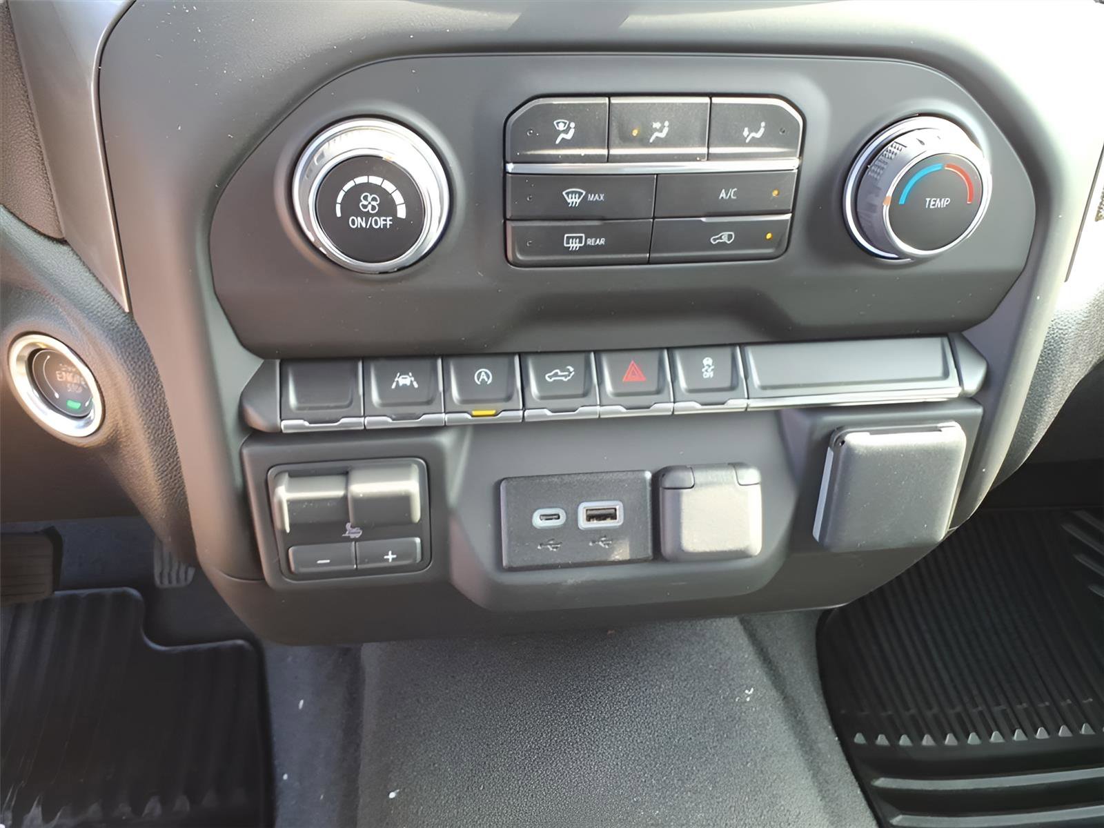 New 2026 Chevrolet Silverado 1500 Custom w/ LPO, Dark Essentials Package image 22